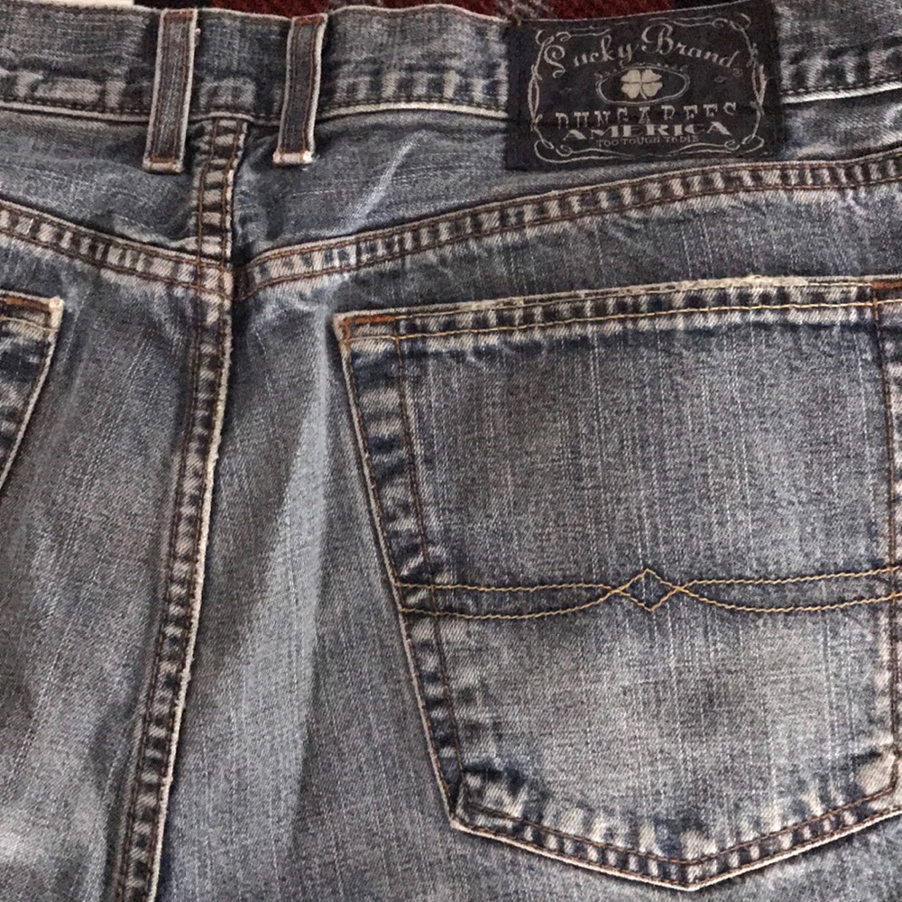 Men’s Lucky Brand jeans